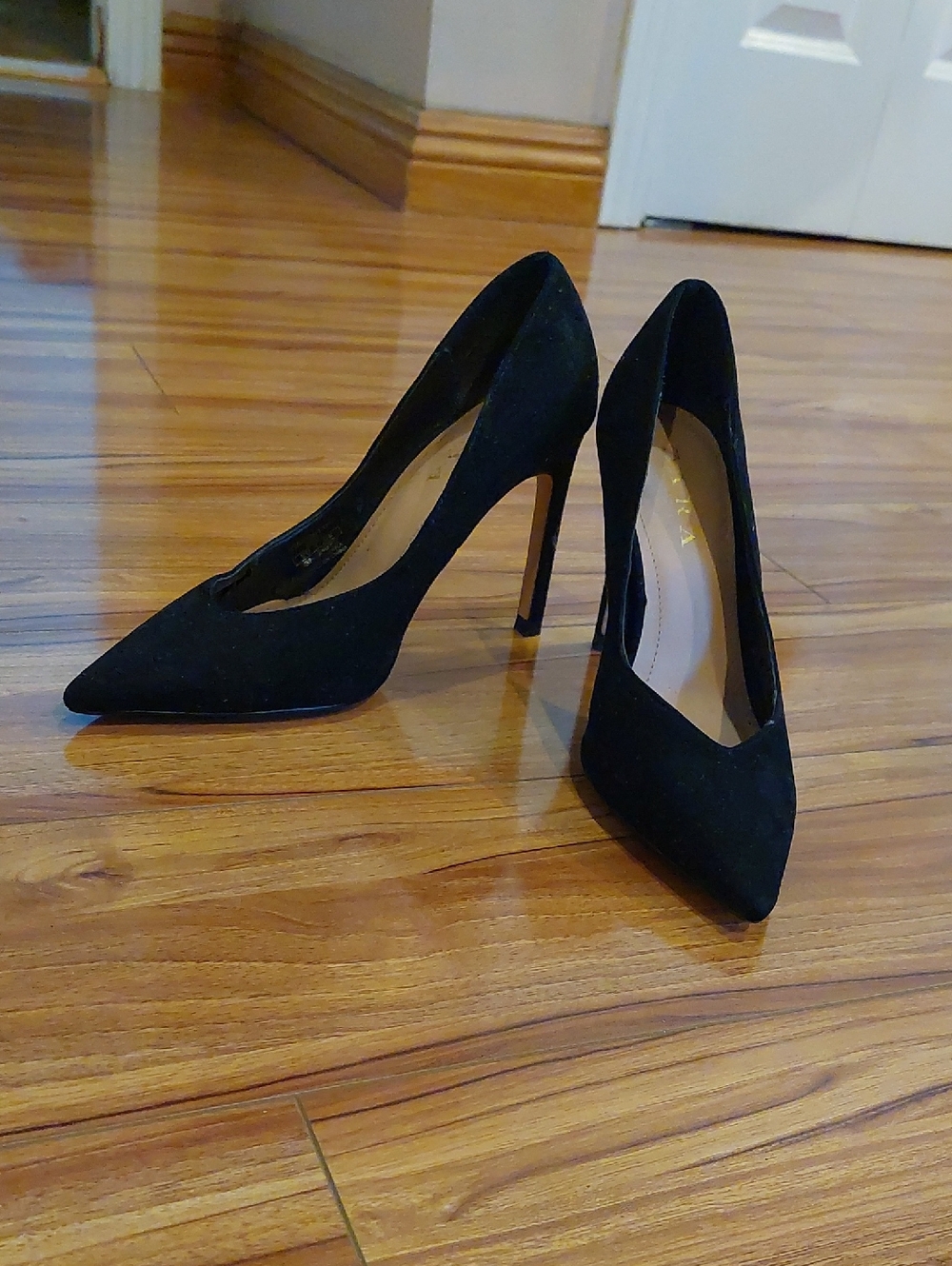 ZARA Classic Black Svade Pointed Toe Stiletto Pumps - Women's Dress Heels